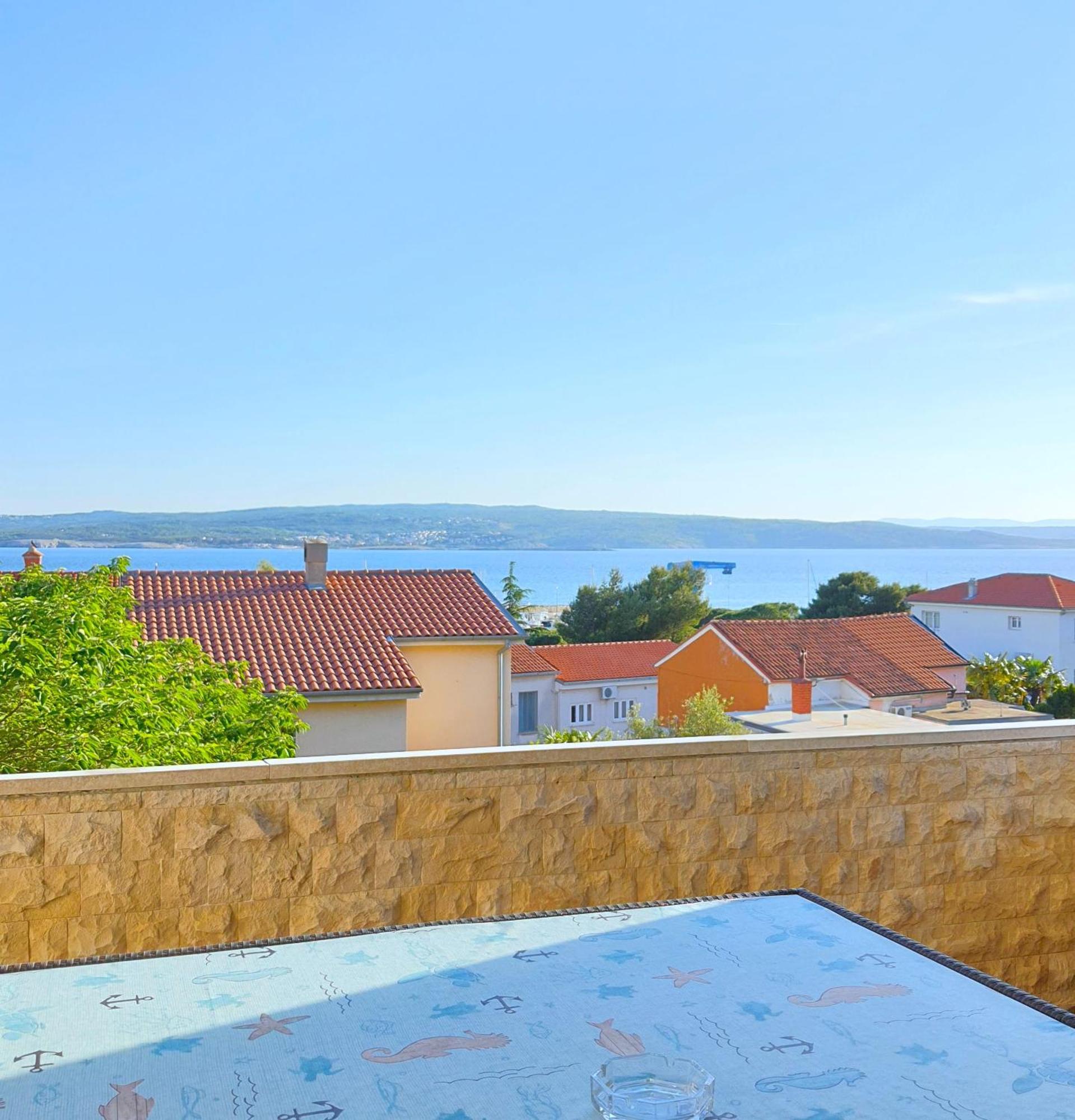 Apartments Crikvenica Megan 1 Стая снимка